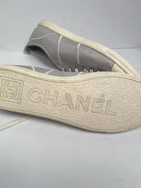 Chanel 10C, 2010 Cruise Resort Silver Metallic Canvas Woven CC Logo Tennis Shoes EU 41 US 10/11