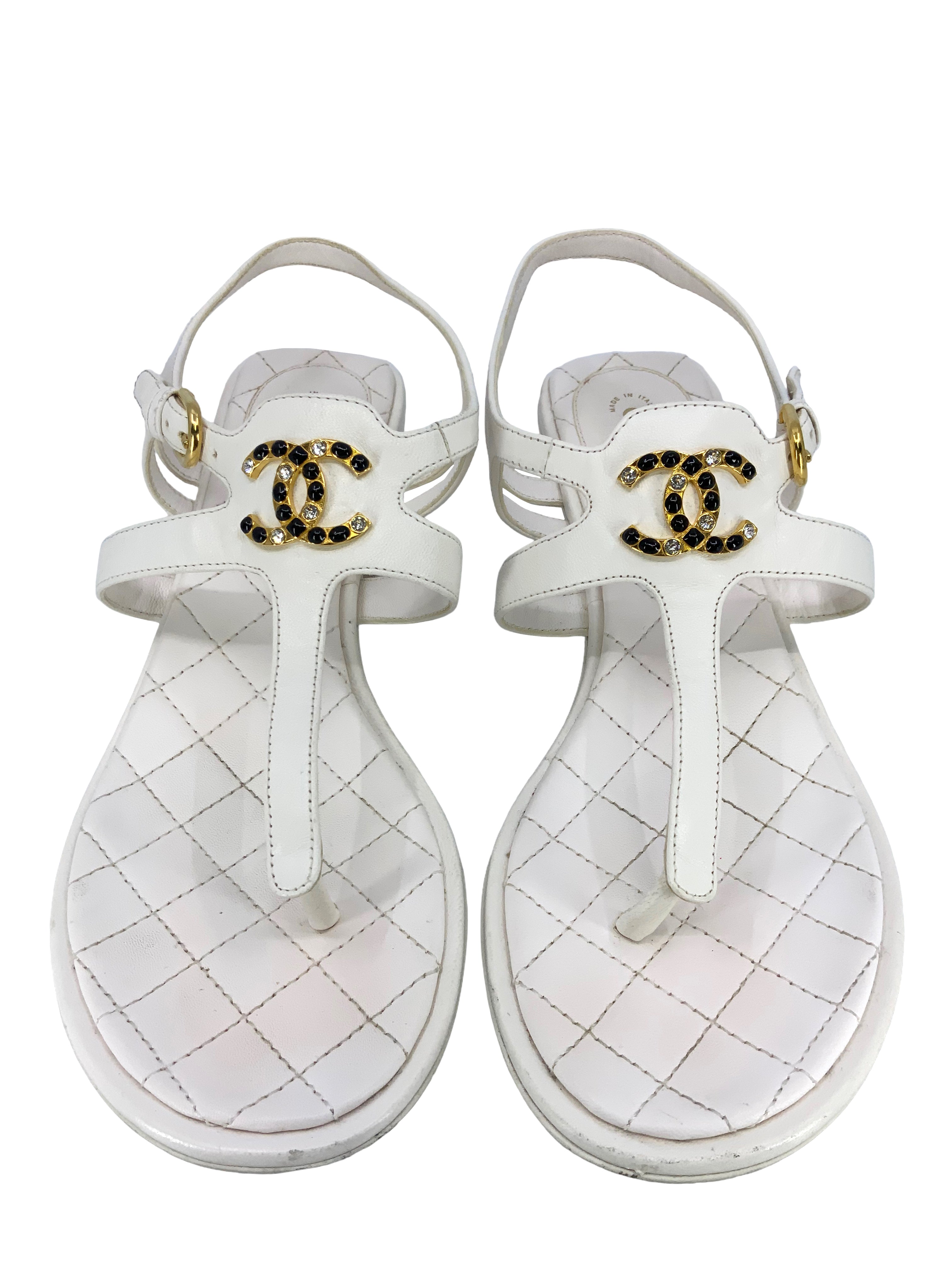 CHANEL 21P Leather CC Logo Thong Sandals Size 8