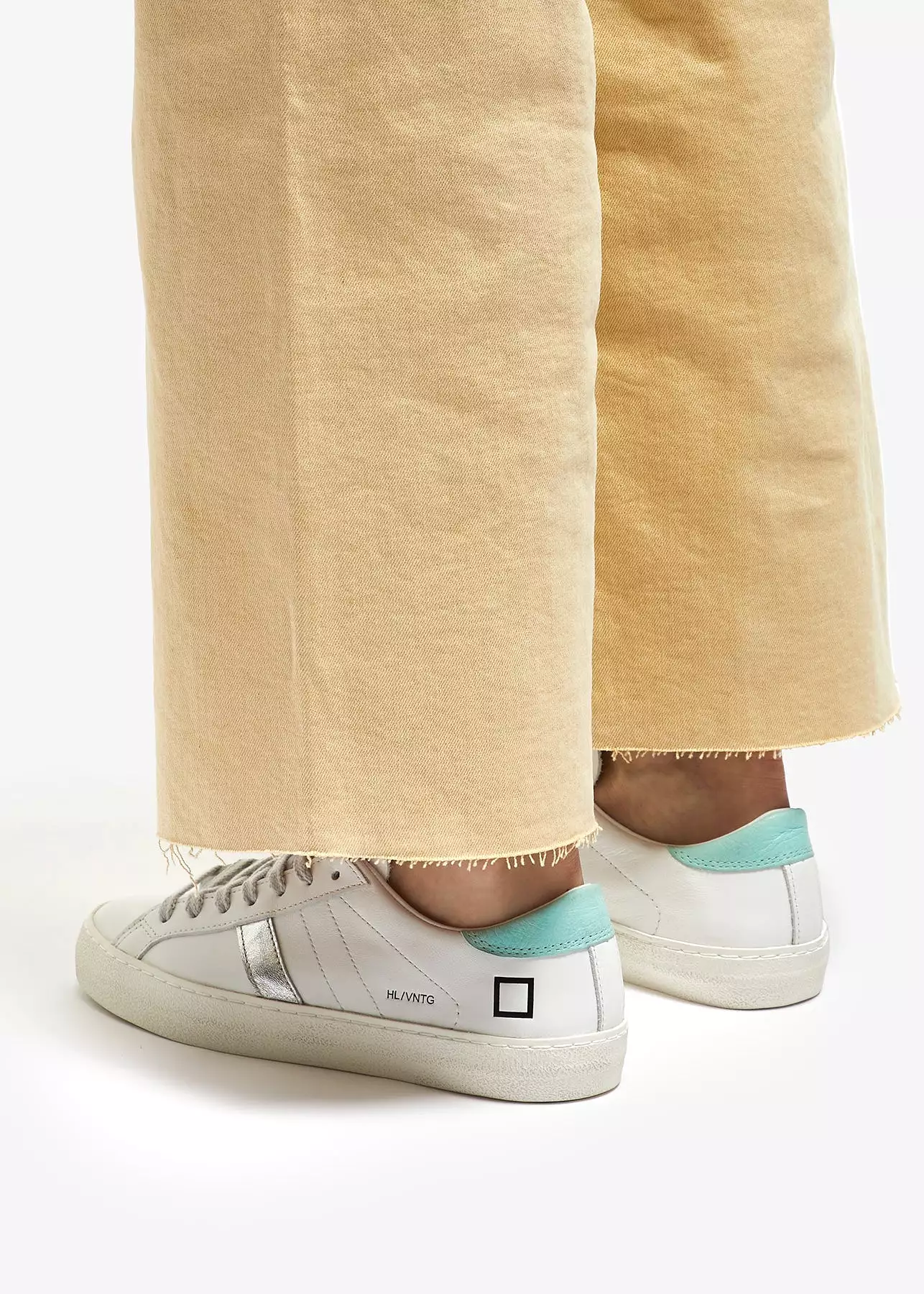 D. A. T. E. Hill Low Vintage White/Mint