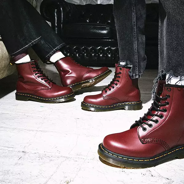    Dr Martens Boot Smooth Cherry Red 1460