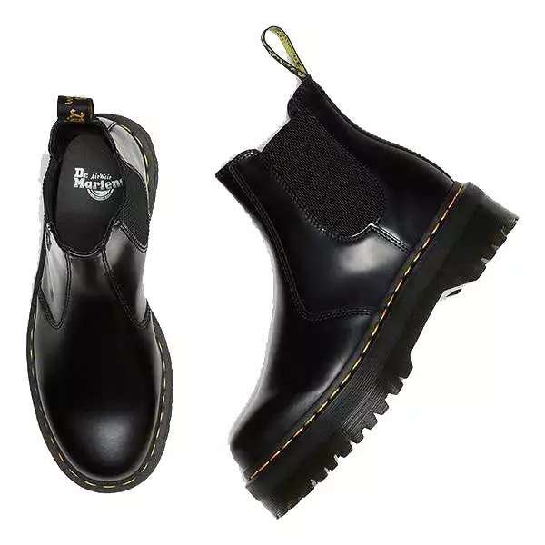    Dr. Martens Quad Chelsea Boot Smooth Black