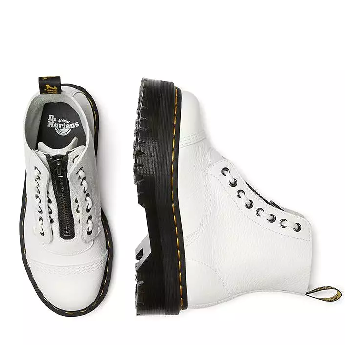    Dr. Martens Sinclair White Aunt Sally