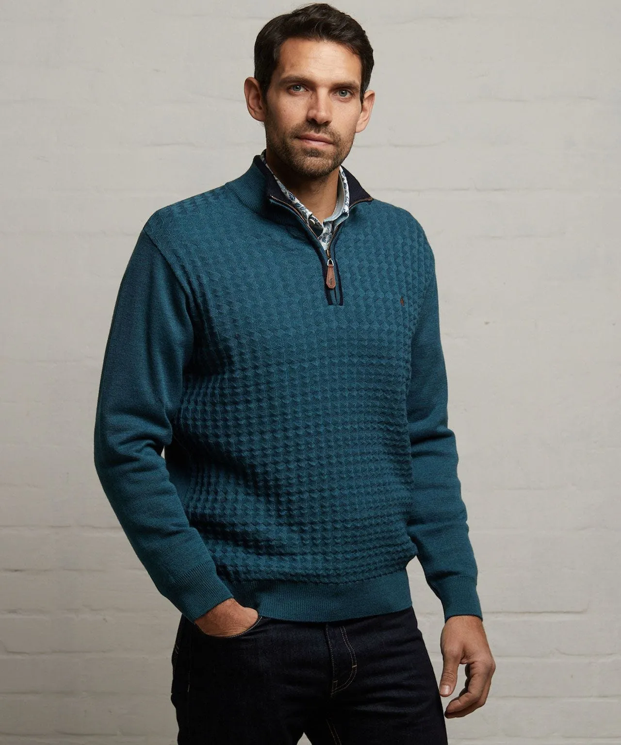 Gabicci Pattern Front Knit Quarter Zip Neck