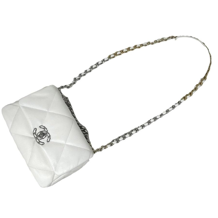 NEW Chanel White Small 22S Flap/Crossbody Shoulder Bag