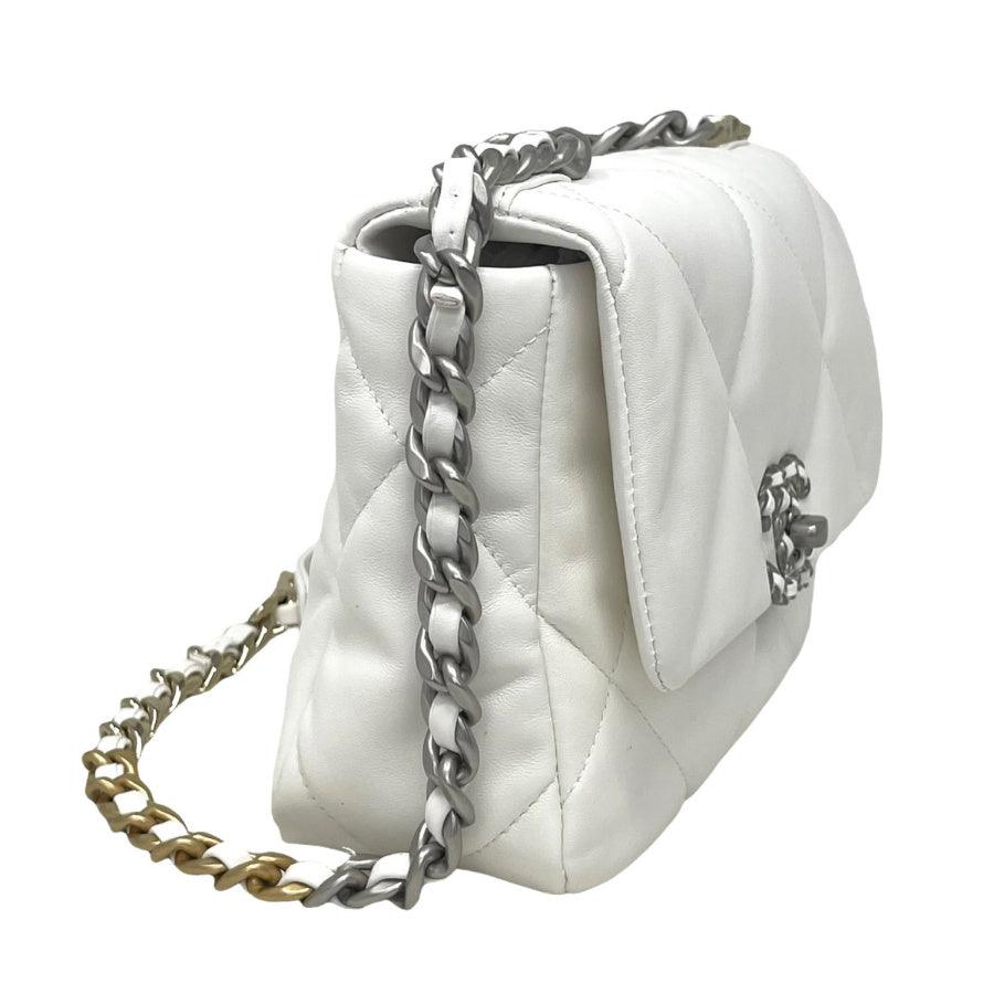 NEW Chanel White Small 22S Flap/Crossbody Shoulder Bag