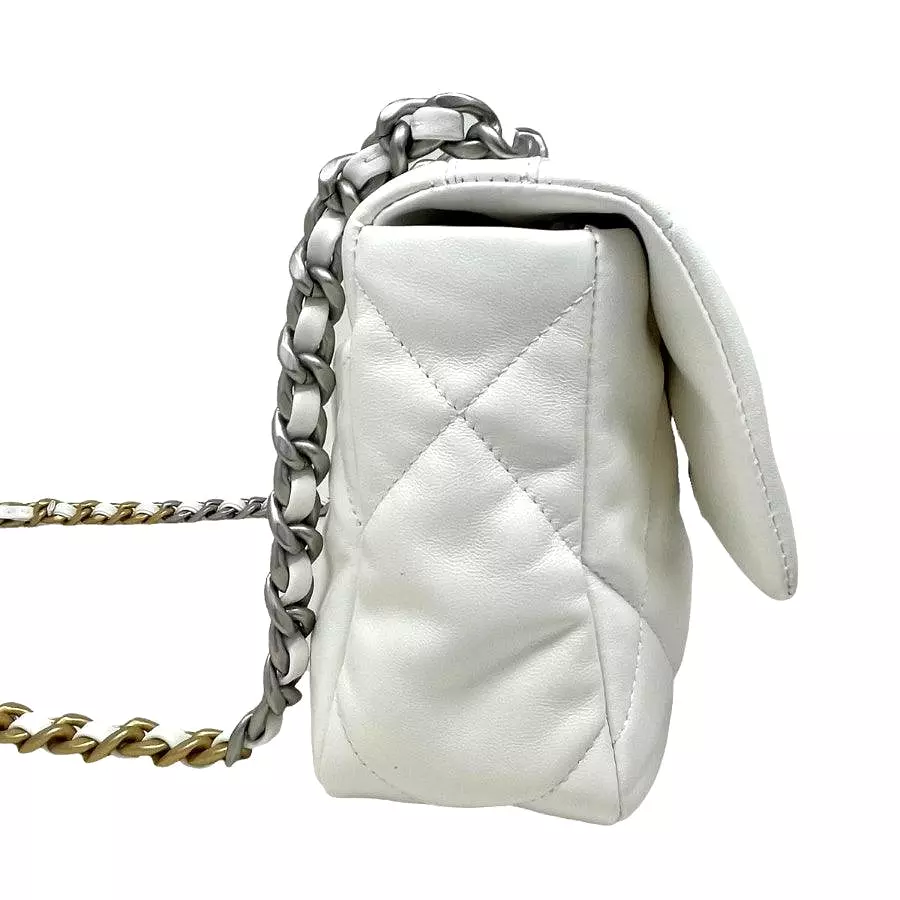 NEW Chanel White Small 22S Flap/Crossbody Shoulder Bag