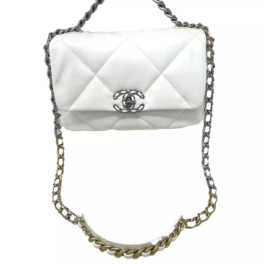 NEW Chanel White Small 22S Flap/Crossbody Shoulder Bag